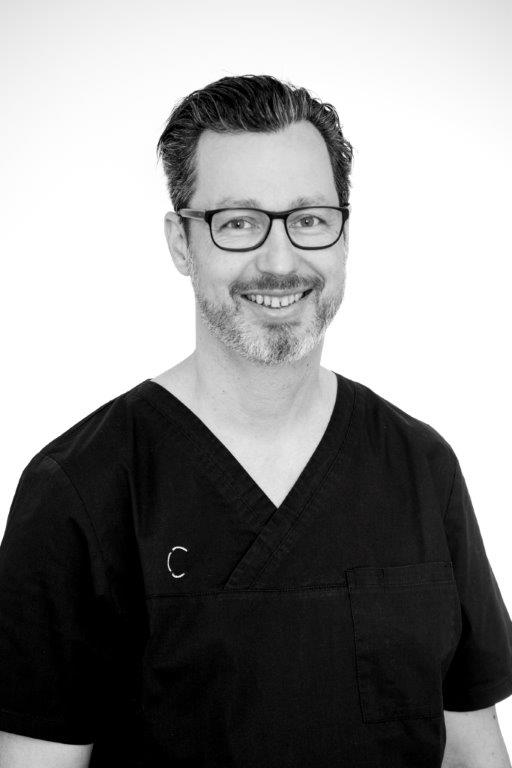 Dr. Thomas Clauder